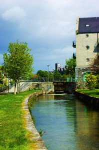 middle river stream church fix